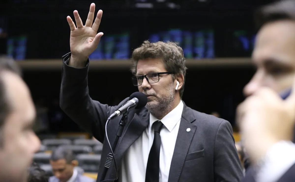 Frias retardou prestação de informações sobre emendas suspeitas, diz Dino